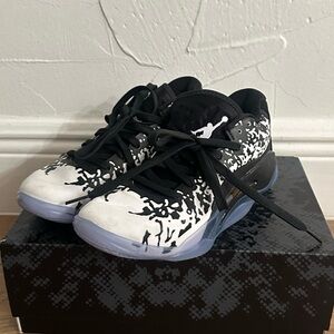 Jordan Zion 3 Basketball Shoes Barely Used